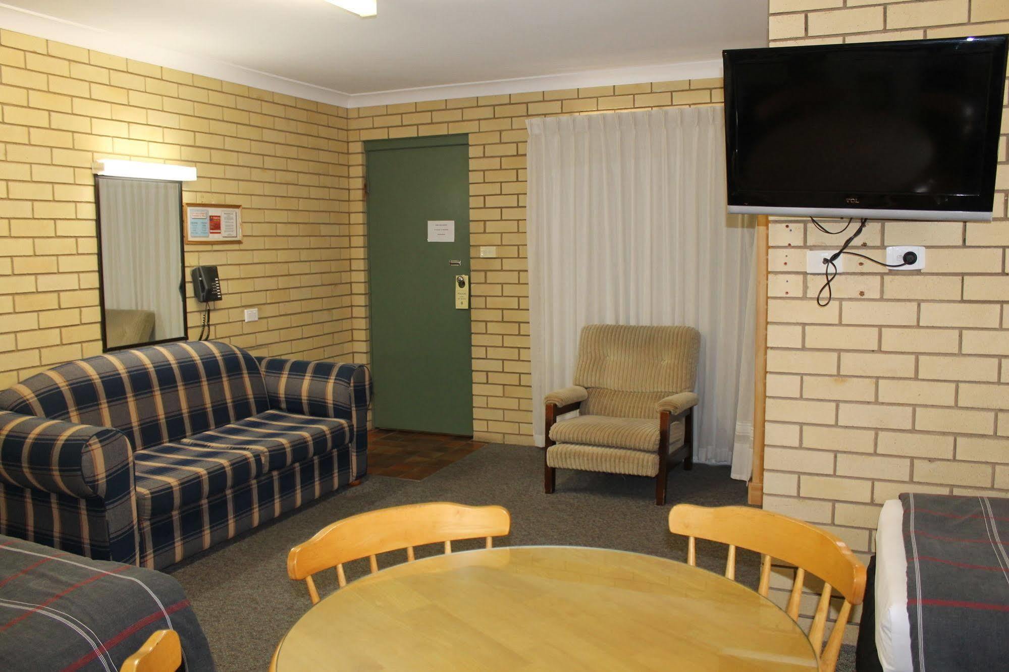 Coast Inn Motel Ballina Bagian luar foto